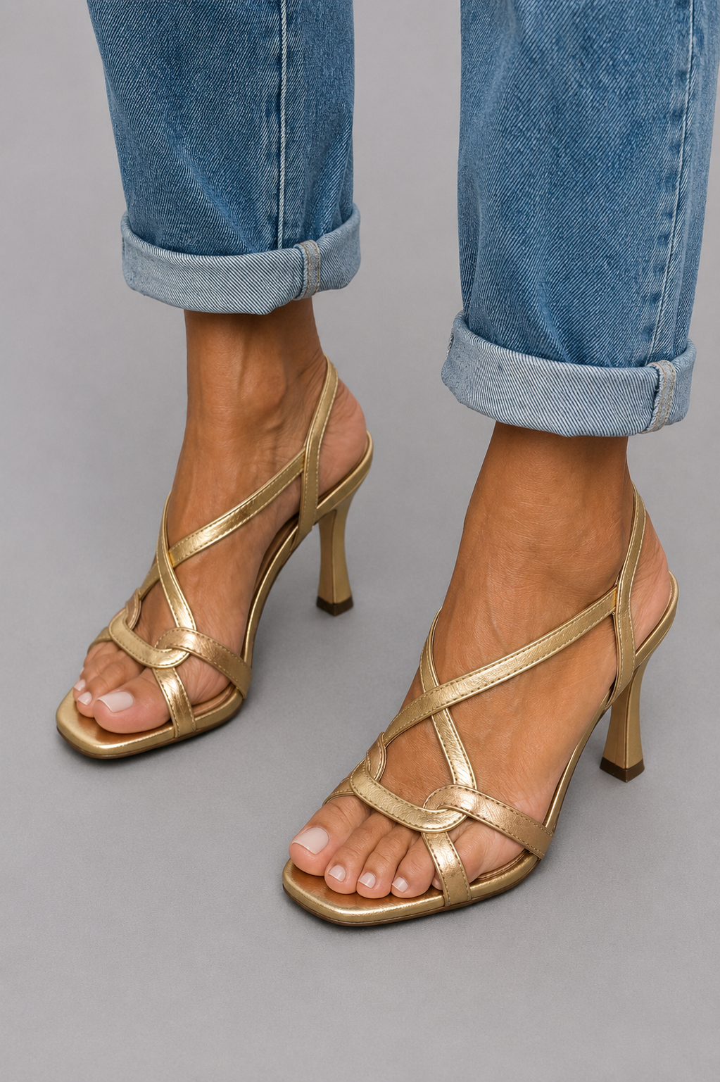 Elisabeta | Sandalias Doradas Encanto de Verano