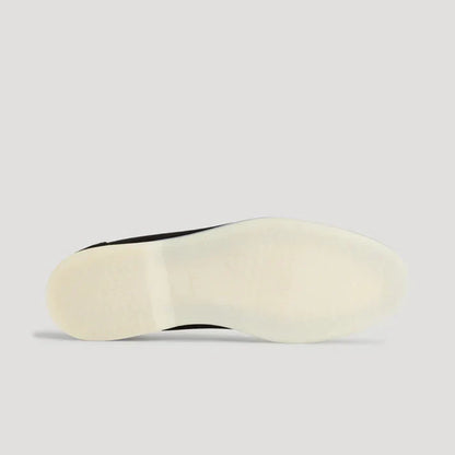 Elegantes mocasines de ante